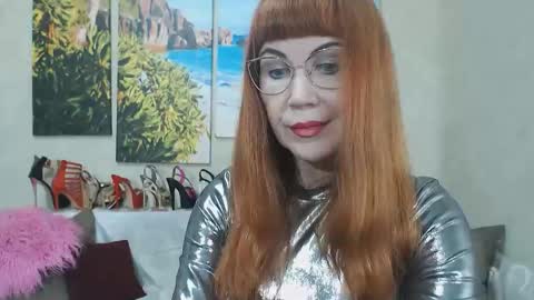 Danceglory online show from December 3, 2025, 6:21 am