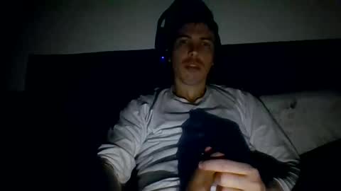 dane950804 online show from May 25, 2026, 11:22 pm