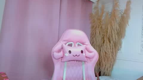 Danella Houston online show from April 24, 2026, 8:44 pm