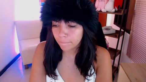 Snapshot of dangel_noir6 chatting on June 5, 2026, 11:49 am Veronica online show from June 5, 2026, 11:49 am