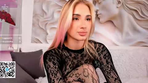 Bella online show from April 29, 2026, 8:26 pm