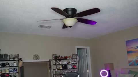 Snapshot of dangerouslybeautiful chatting on January 22, 2025, 11:43 pm Lexi online show from January 22, 2025, 11:43 pm