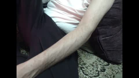 Snapshot of dani5o5 chatting on February 26, 2025, 8:44 pm Danial online show from February 26, 2025, 8:44 pm