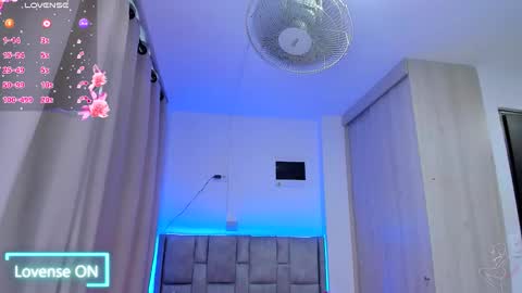 Snapshot of dani_cutee_ chatting on November 21, 2025, 9:24 pm Dani online show from November 21, 2025, 9:24 pm