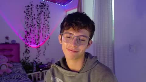Snapshot of dani_dancer chatting on June 7, 2026, 9:29 pm Dani Dancer online show from June 7, 2026, 9:29 pm