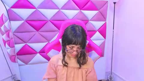 dani_dream online show from November 22, 2025, 2:16 pm
