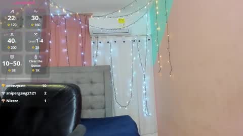 Snapshot of dani_lue chatting on January 23, 2025, 11:48 am dani_lue online show from January 23, 2025, 11:48 am