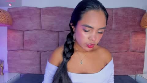Snapshot of dani_velvet chatting on June 9, 2026, 2:45 am online show from June 9, 2026, 2:45 am