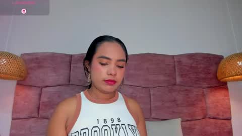 Snapshot of dani_velvet chatting on June 10, 2026, 2:34 am online show from June 10, 2026, 2:34 am