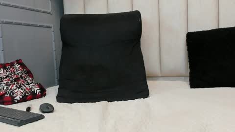 JANE  online show from December 17, 2024, 11:05 pm