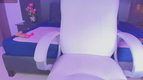 DANIA online show from December 14, 2025, 7:18 pm