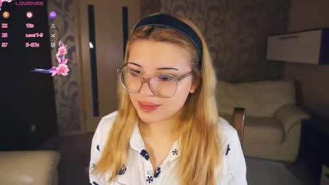 Snapshot of danibedonie chatting on September 11, 2025, 6:52 pm Venice online show from September 11, 2025, 6:52 pm