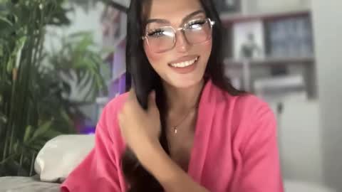 Snapshot of danica_walton chatting on January 9, 2025, 3:55 pm danica_walton online show from January 9, 2025, 3:55 pm