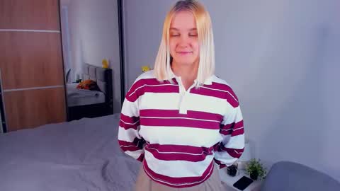 Carnelia online show from March 11, 2026, 7:03 am