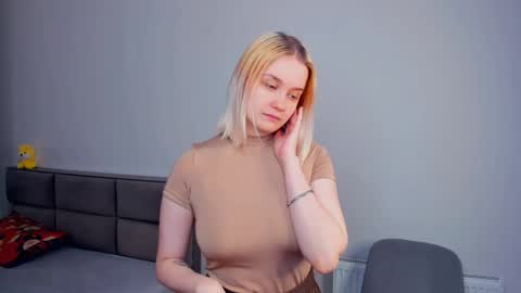 Carnelia online show from March 15, 2026, 5:57 am