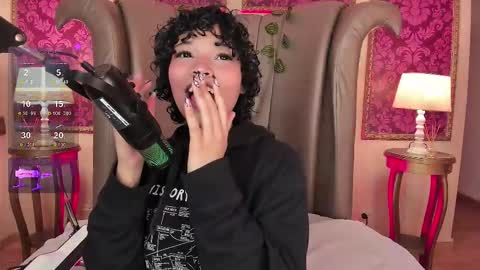 Snapshot of danicollinn chatting on January 8, 2026, 1:13 pm Daniela online show from January 8, 2026, 1:13 pm