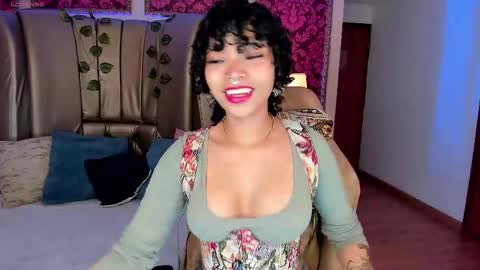 Snapshot of danicollinn chatting on February 11, 2026, 12:54 pm Daniela online show from February 11, 2026, 12:54 pm