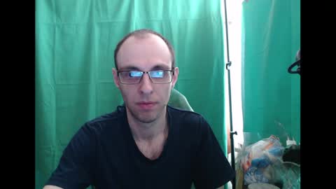 Snapshot of daniel9121 chatting on April 6, 2026, 7:09 am Daniel9121 online show from April 6, 2026, 7:09 am