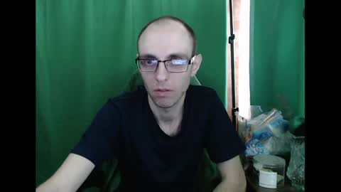 Snapshot of daniel9121 chatting on June 2, 2026, 10:17 am Daniel9121 online show from June 2, 2026, 10:17 am