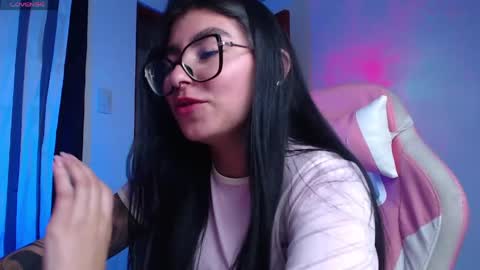 DANIELA online show from May 27, 2026, 1:57 am
