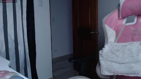 DANIELA online show from June 3, 2026, 6:57 pm