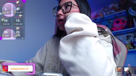 DANIELA online show from June 19, 2026, 1:54 am