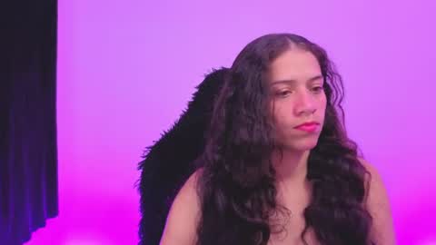 Snapshot of daniela_rivasthl chatting on June 17, 2026, 5:32 am daniela_rivasthl online show from June 17, 2026, 5:32 am