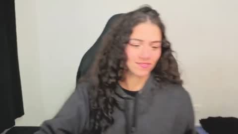 daniela_rivasthl online show from June 26, 2026, 6:40 am