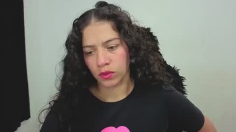 daniela_rivasthl online show from July 7, 2026, 5:21 am