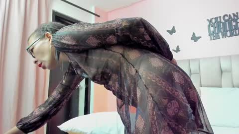 Snapshot of daniela_xue chatting on February 1, 2025, 11:48 pm lorena online show from February 1, 2025, 11:48 pm