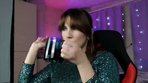 Snapshot of danielacooperx chatting on October 12, 2025, 5:12 pm Daniela Cooper online show from October 12, 2025, 5:12 pm