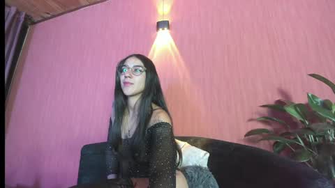 danielamonroe online show from April 25, 2026, 11:46 pm