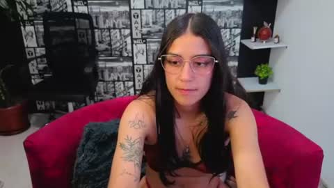 Snapshot of danielamonroe chatting on June 14, 2026, 1:03 am danielamonroe online show from June 14, 2026, 1:03 am