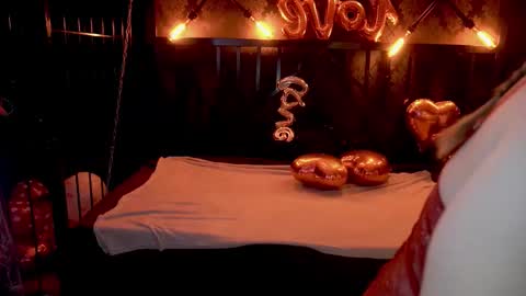 danielareign online show from February 7, 2026, 7:01 am