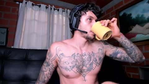 Snapshot of daniele_bunny chatting on January 2, 2025, 9:39 pm Daniele Bunny online show from January 2, 2025, 9:39 pm