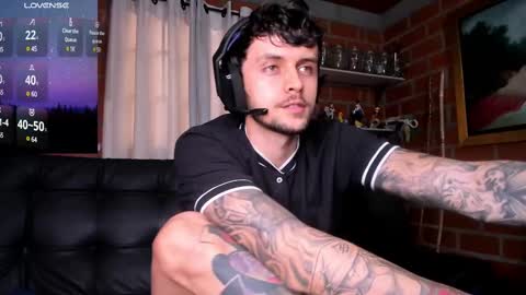 Snapshot of daniele_bunny chatting on February 9, 2025, 8:45 pm Daniele Bunny online show from February 9, 2025, 8:45 pm