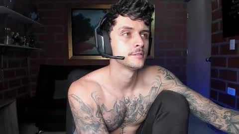 Snapshot of daniele_bunny chatting on October 24, 2025, 8:27 pm Daniele Bunny online show from October 24, 2025, 8:27 pm