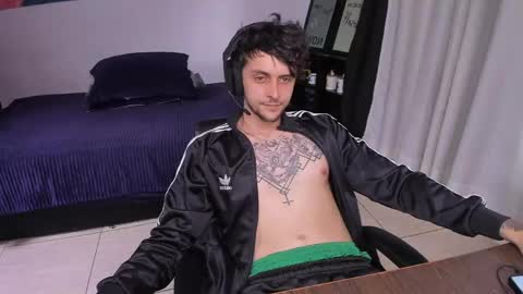 Daniele Bunny online show from April 25, 2026, 7:00 pm
