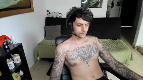 Snapshot of daniele_bunny chatting on June 30, 2026, 4:52 pm Daniele Bunny online show from June 30, 2026, 4:52 pm