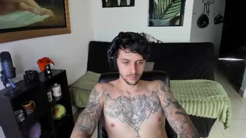 Snapshot of daniele_bunny chatting on July 14, 2026, 6:13 pm Daniele Bunny online show from July 14, 2026, 6:13 pm