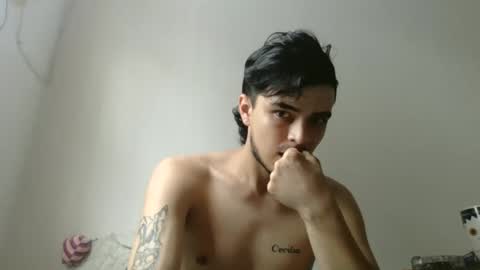 Snapshot of danielhot17 chatting on December 4, 2024, 4:16 pm DANIEL online show from December 4, 2024, 4:16 pm