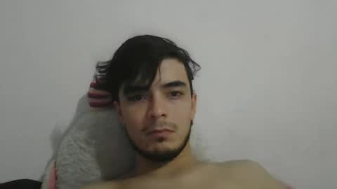 Snapshot of danielhot17 chatting on December 10, 2024, 10:38 am DANIEL online show from December 10, 2024, 10:38 am