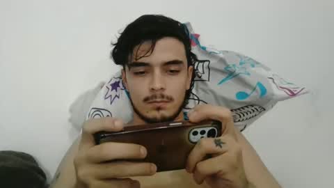 Snapshot of danielhot17 chatting on January 3, 2025, 8:43 pm DANIEL online show from January 3, 2025, 8:43 pm