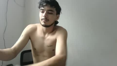 Snapshot of danielhot17 chatting on January 5, 2025, 3:34 pm DANIEL online show from January 5, 2025, 3:34 pm