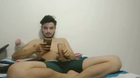 Snapshot of danielhot17 chatting on January 11, 2025, 4:48 am DANIEL online show from January 11, 2025, 4:48 am