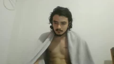 Snapshot of danielhot17 chatting on October 9, 2025, 10:57 am DANIEL online show from October 9, 2025, 10:57 am