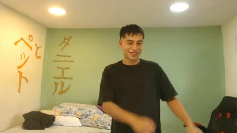 danielitopapii online show from July 17, 2026, 7:52 pm