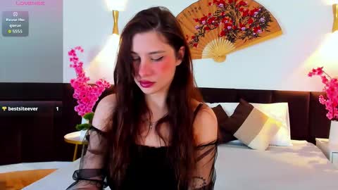 danielle_eddwards online show from March 18, 2026, 5:54 am