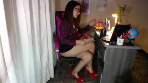 Angie online show from March 30, 2026, 6:53 pm