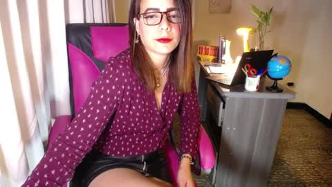 Angie online show from April 4, 2026, 4:04 pm